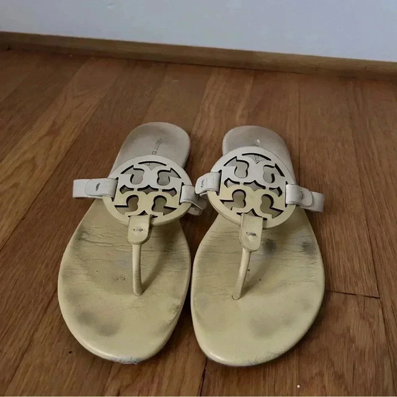 Tory Burch Women’s Miller Color Block Sweat Corn Yellow Leather Sandals Size 8 - Picture 3 of 7